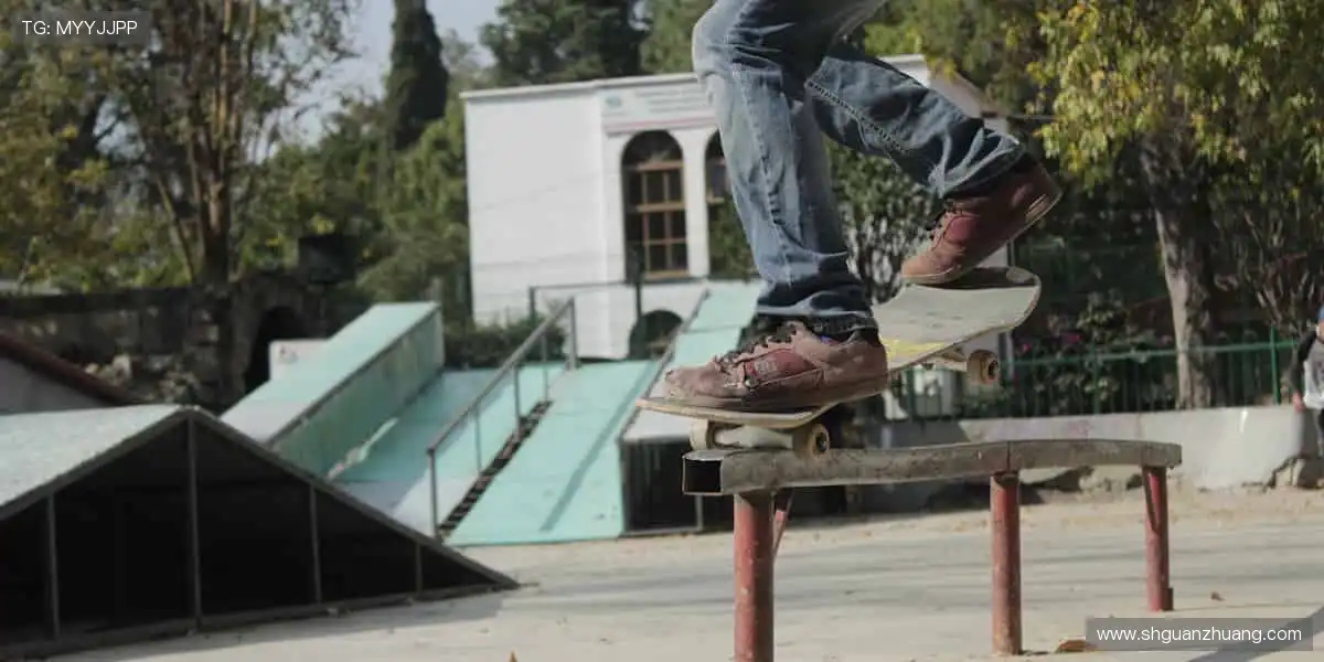 一键开启，随时随地看直播！📱